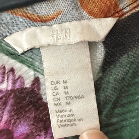 H&M floral summer dress - Picture 3 of 3